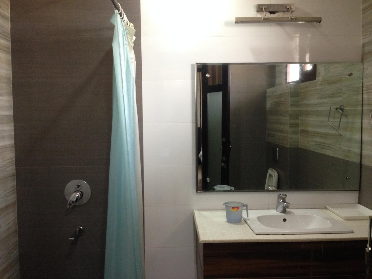 Hotel D2M Mansa Ngoại thất bức ảnh